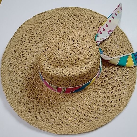 Handmade Vintage Straw Women Hat - Picture 7 of 16